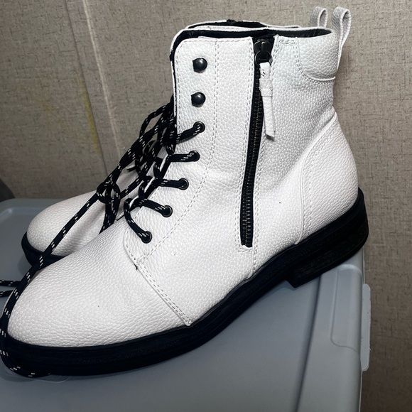 BareTraps Ivory Combat Boots with Black Accents - Picture 3 of 11